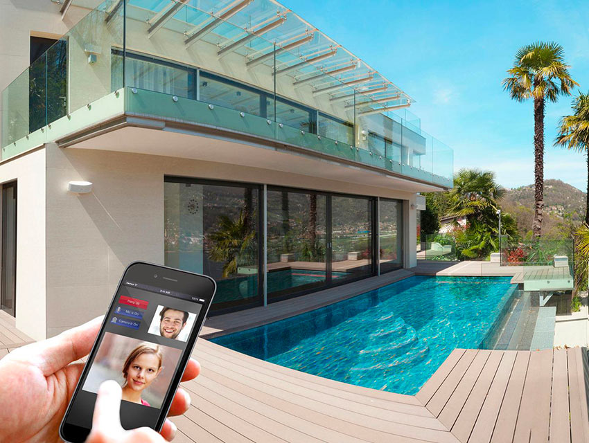 Avec l'application mobile Elan, contrôlez votre maison à distance
