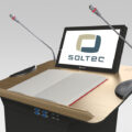 Soltec LTN : des pupitres multifonctions avec moniteur tactile motorisé aux finitions haut de gamme